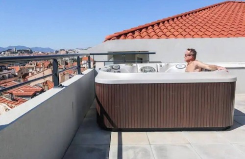 Prado - Republique Apartment | Unique a Cannes