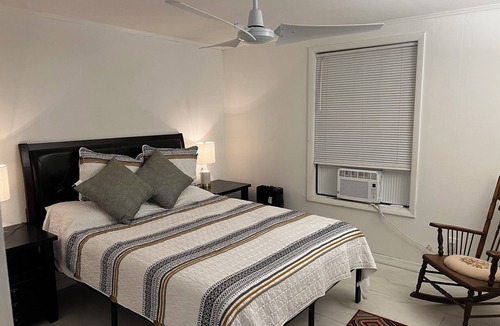 Longwood Cottage | "Urban Oasis: A Tropical Hideout in the Heart of Orlando's Vibrant Suburbs"
