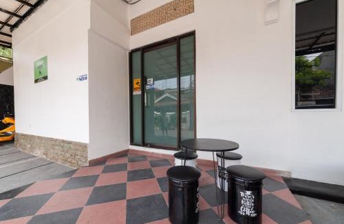 Bekasi Hotel | Urbanview Don Juan Pondok Gede by RedDoorz