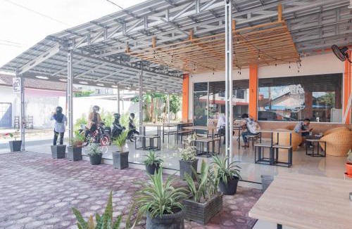 Palangkaraya Hotel | Urbanview Hotel Bundaran Besar Palangkaraya by RedDoorz