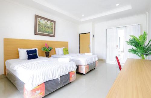 Bekasi Hotel | Urbanview SRB near Mall Ciputra Cibubur by RedDoorz
