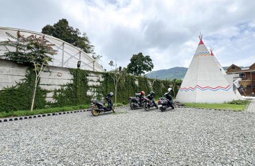 Lembang Hotel | Urbanview Wichita Syariah Cabin Maribaya