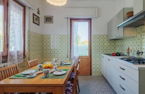 Marina di Pietrasanta House | Vacation home Mauro by Interhome