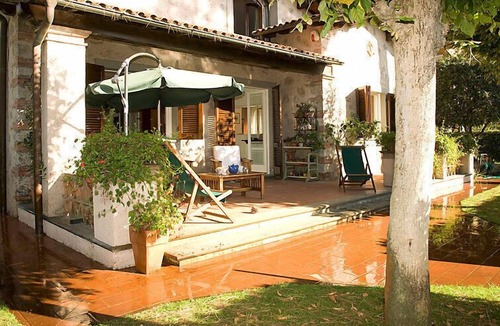 Forte dei Marmi House | Vacation home Andrea by Interhome