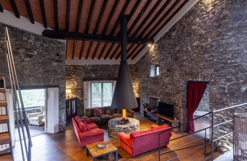 Gassano House | Vacation Home "Ai Torchi Vecchi" with Private Pool, Private Terrace & Wi-Fi