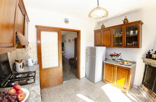 Montefegatesi House | Vacation Home in Montefegatesi with 3 bedrooms sleeps 7
