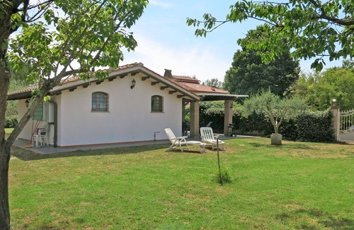 Pisa House | Vacation home Luisa by Interhome
