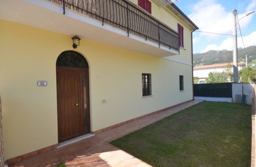 Querceta Apartment | Valentina house, apartment, ideal couple or family