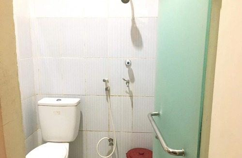Bekasi House | Vanila Kost Jatiwarna - Caters to Women