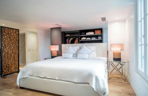 Cannes City Centre House | Venue C - Luxurious & Spacious ~ Sauna ~ Elevator