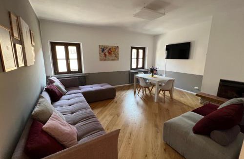 Venzone Apartment | Venzhome