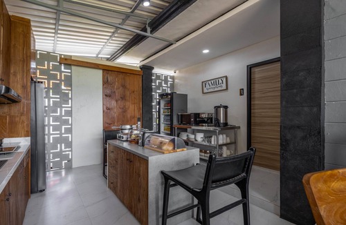 Denpasar Timur Apartment | Verdant Bali Sekar Sari Sanur Bali Deluxe Studio Apt