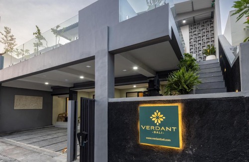 Denpasar Timur Hotel | Verdant Bali Sekar Sari