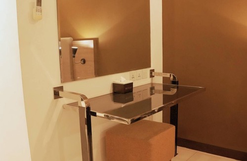 West Cirebon Hotel | Verse Hotel Cirebon