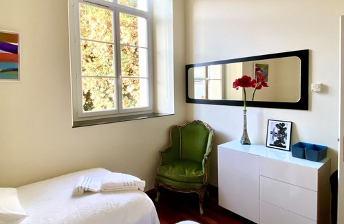 California - Pezou Apartment | Very nice 2 bedroom, 2 bathroom apartment with terrace a few steps from the central Rue d'Antibes - 1783