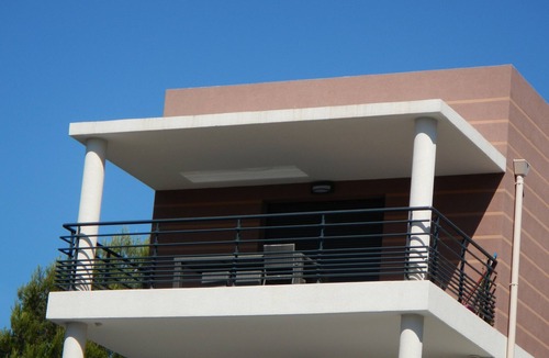 Le Dramont Apartment | Very nice apartment, sea view, front of the beach