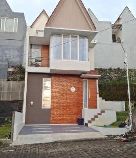 Dinoyo Villa | villa 2BR near Batu - Malang M12