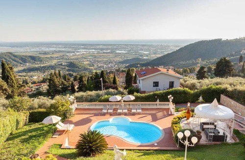 Corsanico Villa | Villa ∙ 3 bedrooms ∙ 8 guests