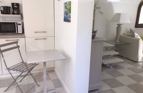Mandelieu-la-Napoule Beach Villa | Villa 300 meters from sandy beaches, residential area Mandelieu la Napoule