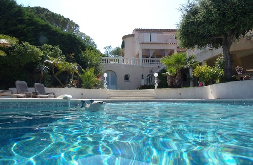 Les Restanques Villa | Villa 800m sea view from the beach near St Tropez