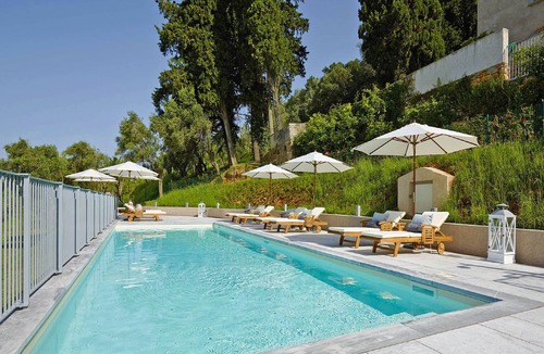 Montignoso Apartment | Villa Alberico Suite M 4pax, With A/c, Wifi, Shared Pool, Near Beach Clubs