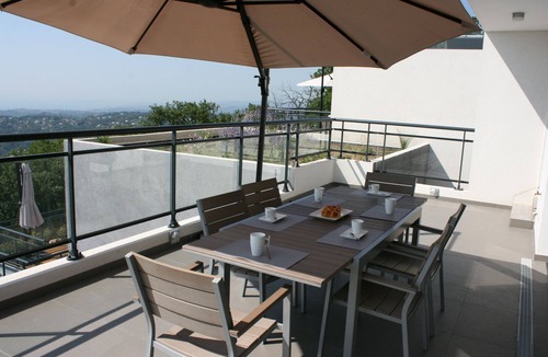 Saint-Jeannet Apartment | Villa Apartments, private garden and pool, panoramic sea view