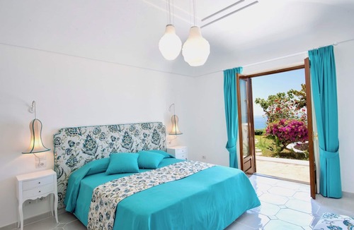 Praiano Villa | VILLA AURA - Six Bedroom Villa, Sleeps 12
