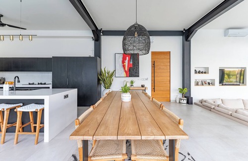 Batu Bolong Villa | Villa Bali Escape– Private Ricefield Retreat, Steps from the Canggu Action