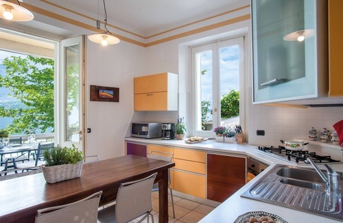 Lezzeno Villa | Villa Bellagio - Lakeside villa with lake access