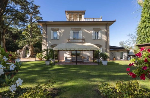 Camaiore Villa | Villa Belle Epoque amazing villa with private pool in Camaiore