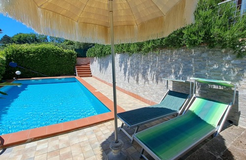 Corsanico Villa | Villa Bellevue Corsanico, private pool and parking, easily accessible, sea view