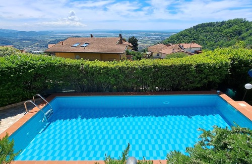 Corsanico Villa | Villa Bellevue Corsanico, private pool and parking, easily accessible, sea view