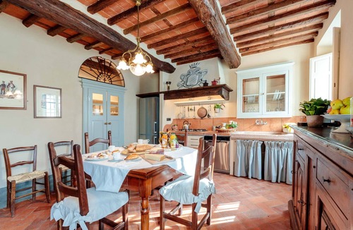 Vicopelago Villa | Villa BRUNETTA, Discover your Modern but Traditional Villa in Lucca