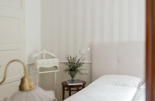 Merano House | Villa Bux Guest Rooms