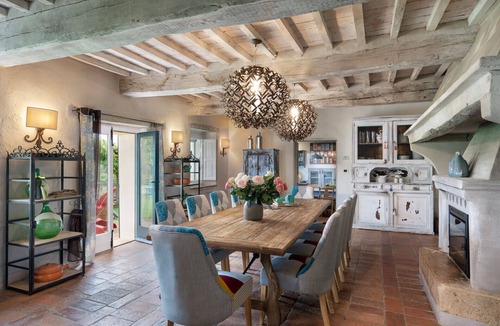 San Casciano dei Bagni Villa | Villa Cascia promoted by WeekHomes.com