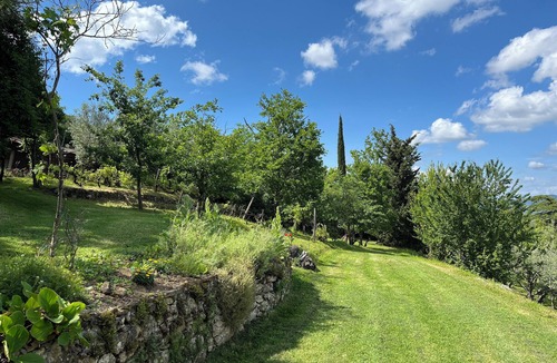 Volterra House | Villa Capannina.nPrivate pool, beautiful grounds and stunning countryside viewsn