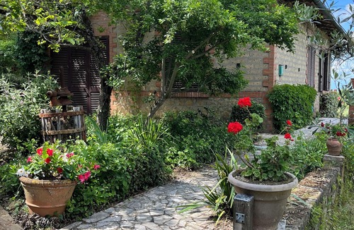 Volterra House | Villa Capannina.nPrivate pool, beautiful grounds and stunning countryside viewsn