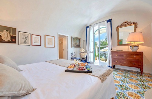 Marina Piccola Villa | VILLA CAPRI MARINA - Four Bedroom Villa, Sleeps 8