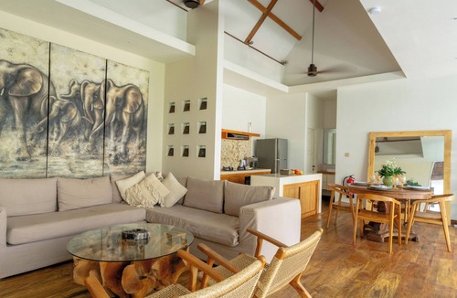 Sunset Road Villa | Villa Chloe Seminyak
