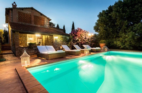 Colle di Compito Villa | VILLA CLARA Luxury 5 bedrooms Lakefront Farmhouse Villa with Private Pool on the Lucca Hills