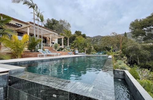 Le Rayol Villa | Villa Darchitecte vue mer Avec Piscine à 3 Minutes de la Plage