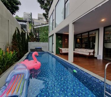 Ciburial Villa | Villa Daun at Dago Village