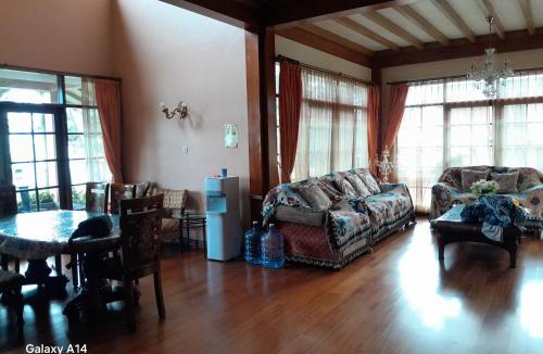 Parongpong Villa | Villa Dinar Tulip VIB