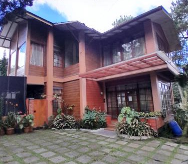 Parongpong Villa | Villa Dinar Tulip VIB