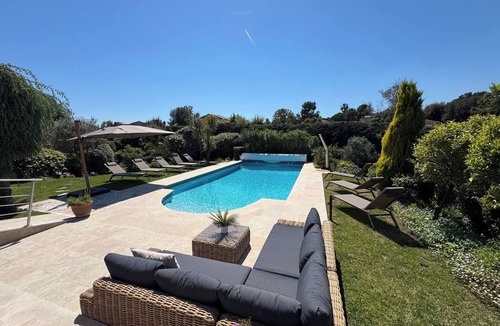 Villeneuve-Loubet Villa | Villa Domaine 4 seasons Valbonne
