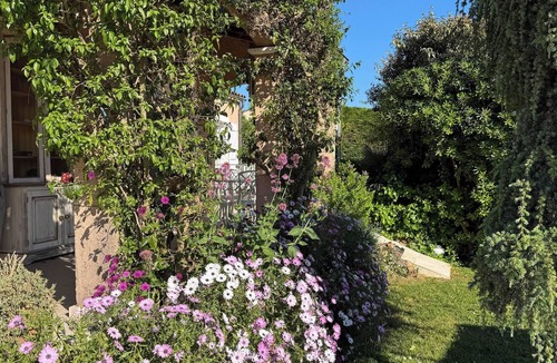 Villeneuve-Loubet Villa | Villa Domaine 4 seasons Valbonne