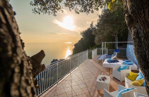 Conca dei Marini Villa | Villa Domus Augusto