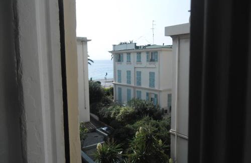 Les Baumettes Hotel | Villa Eden