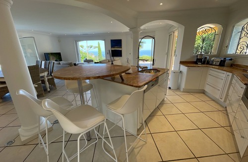Les Issambres House | Villa Flora splendid sea view heated pool & jacuzzi, petanque court