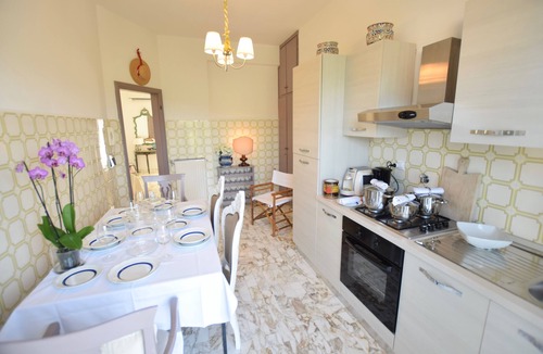 Camaiore Apartment | VILLA FLORENCE LUXURY RELAIS 24H SERVICE PRIVATE CHEF and Breakfast Basket